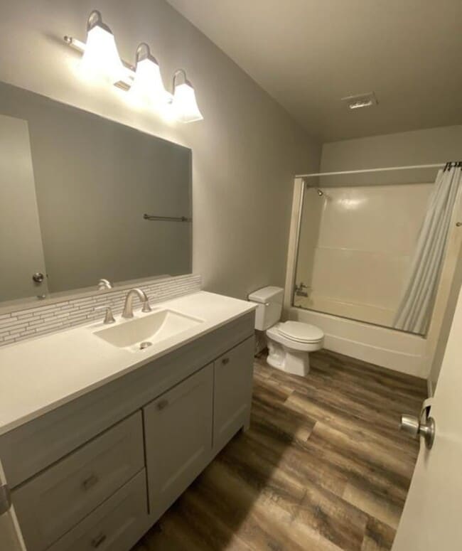 bathroom - 522 5th St W Unit #1