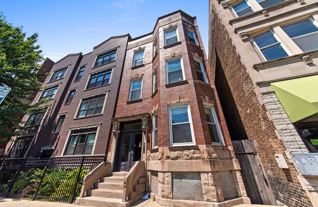 Photo - 3350 N Sheffield Ave Unit 2