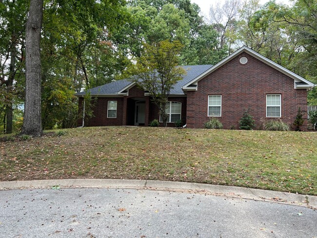 2406 Oakbrook Dr