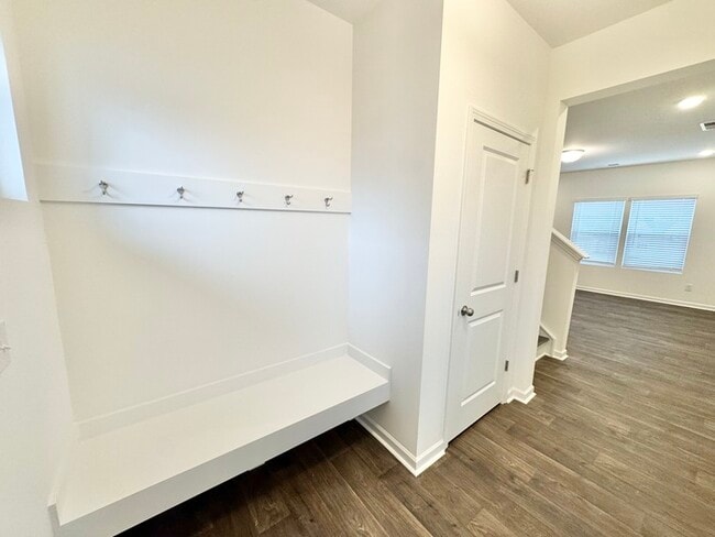 Photo - New 3 bedroom 2 1/2 bath home Minutes from I-85 and shopping