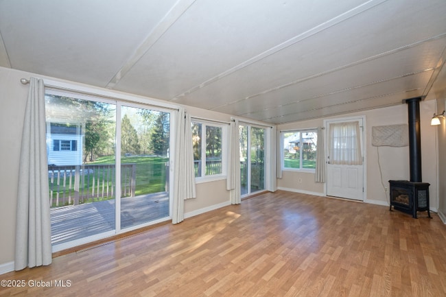 Photo - 2550 Troy-Schenectady Rd Unit Left