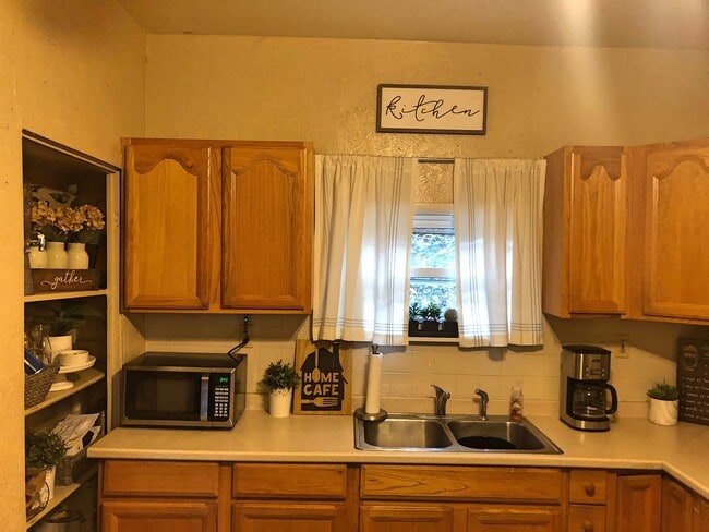 Photo - Large 3 Bedroom Available Now! Central air...