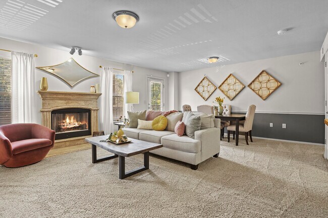Nickel Creek Apts