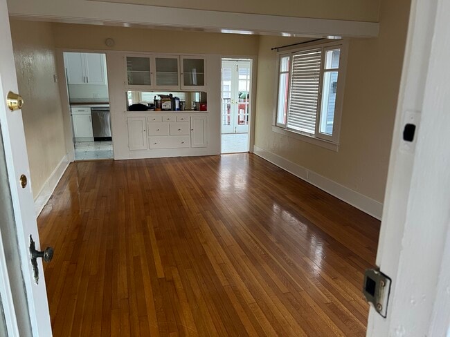 Photo - 1234 E Florida St