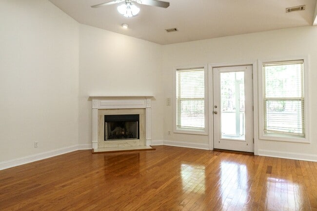 49 Thomas Sumter St