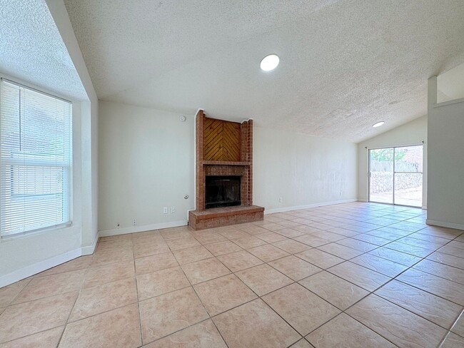 Photo - Northeast El Paso 2 bed Refrig A/C Duplex