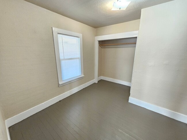Photo - 1802 Cove Ave