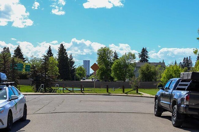 Photo - Delburn House