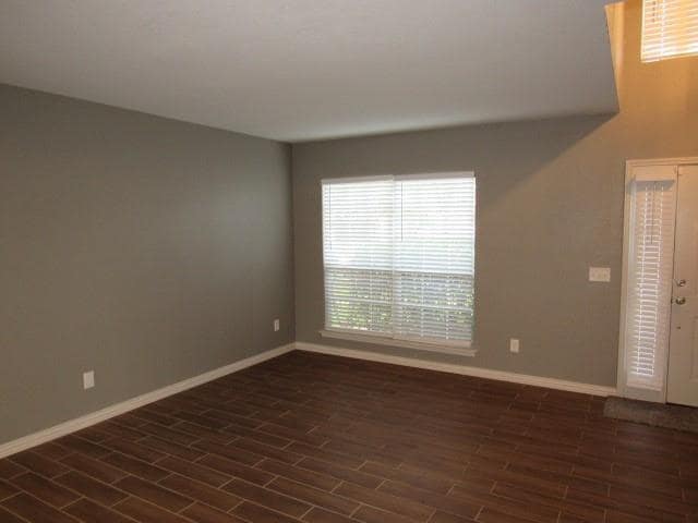 Photo - 526 Newberry St