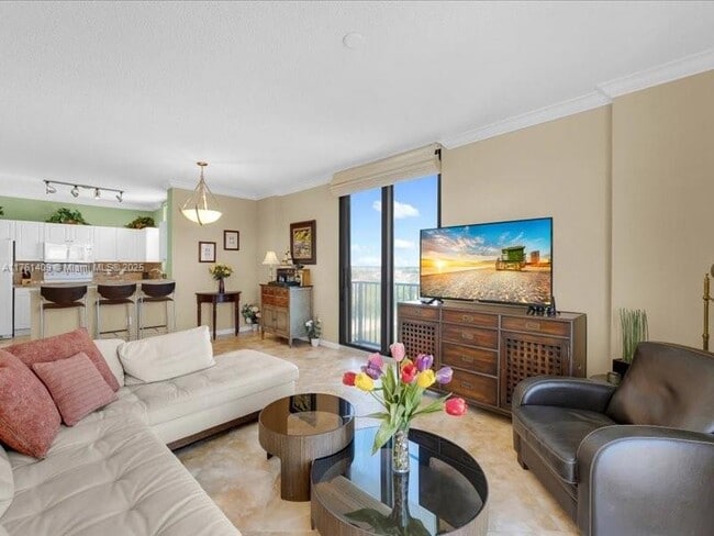 Building Photo - 651 Okeechobee Blvd Unit 1002 Rental