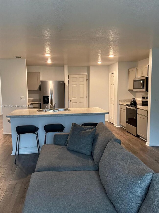 Photo - 2180 SW Cameo Blvd