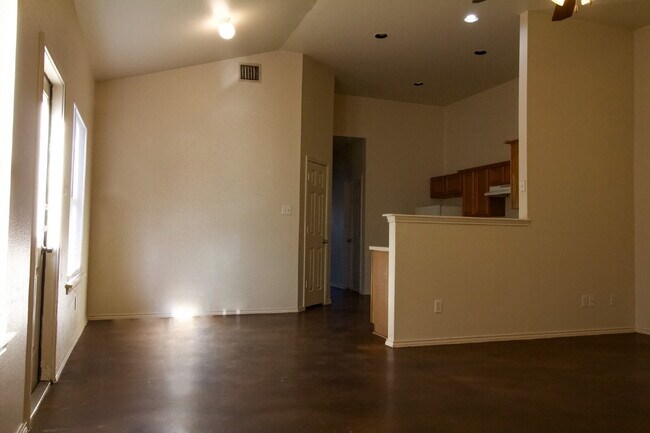 Photo - 7219 Golf Way Unit 1