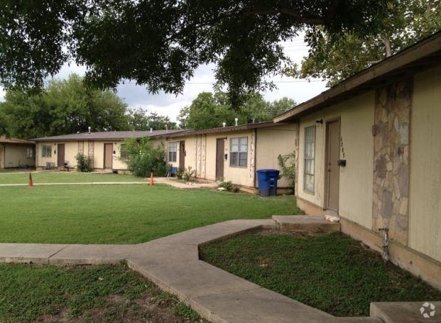 Building Photo - Brookview Duplexes Rental