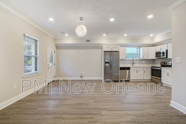 Photo - 2232 Bienville St