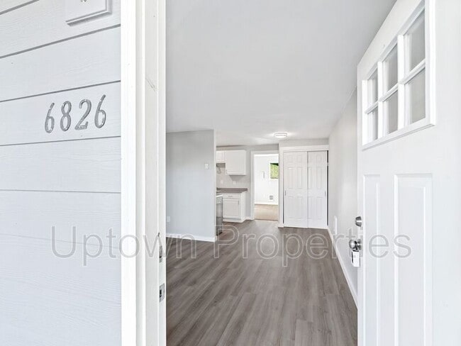 Photo - 6824 N Richmond Ave