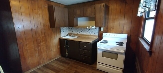 Photo - 2223 N Water St Ext