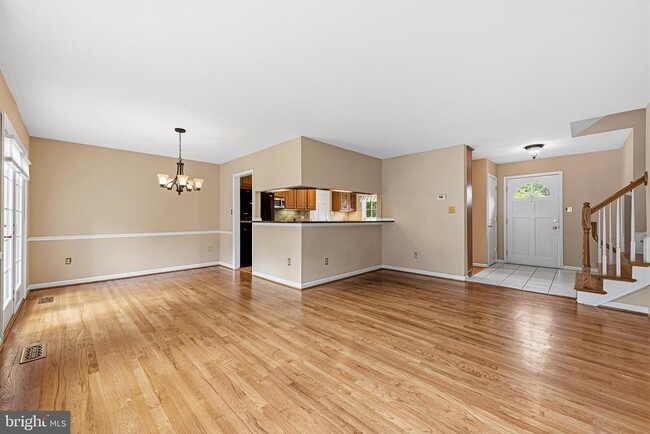 Photo - 1432 Filene Ct