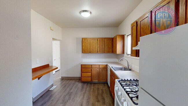 Photo - far455 Unit 3