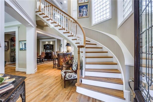 Photo - 5927 Lindenshire Ln