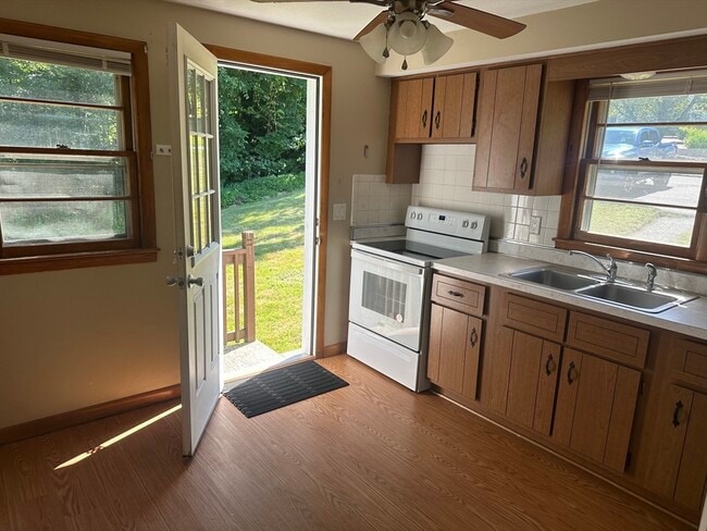 Photo - 11 Woodside Dr Unit A