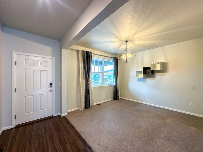 Photo - 17286 Bluetrail Ave