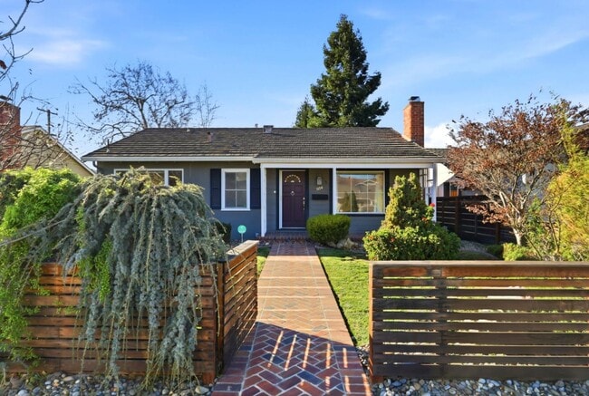 Photo - 954 Sunlite Dr