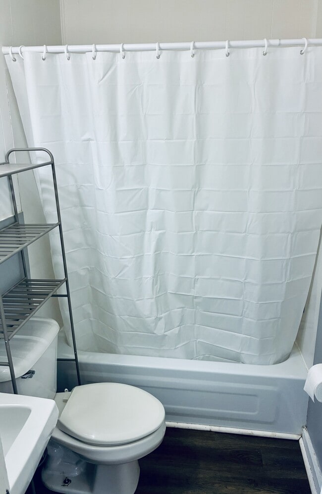 Photo - 1103 N 8th St Unidad 2