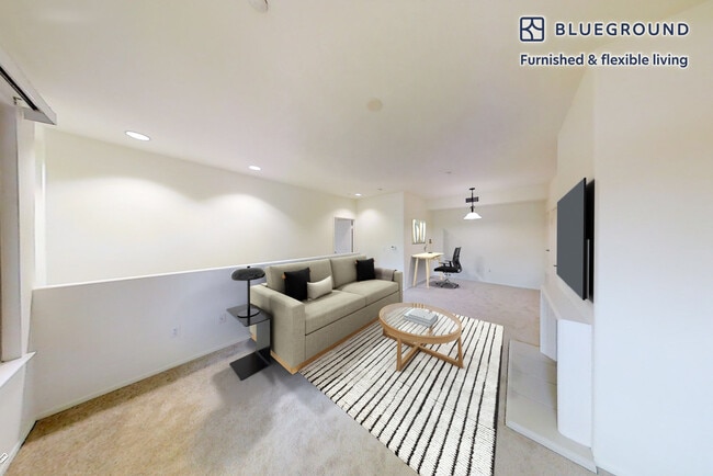 Photo - 29128 Oak Creek Ln Unidad SI FL2-ID4419A