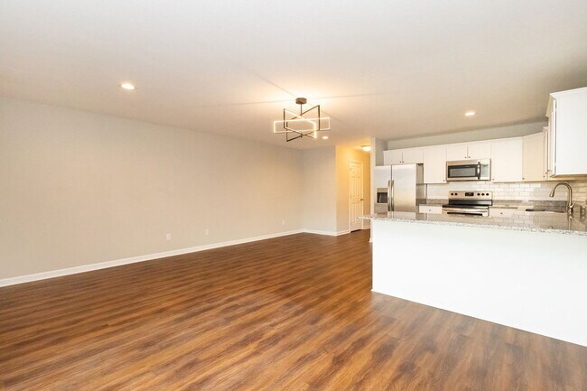 2106 Duncan Ave