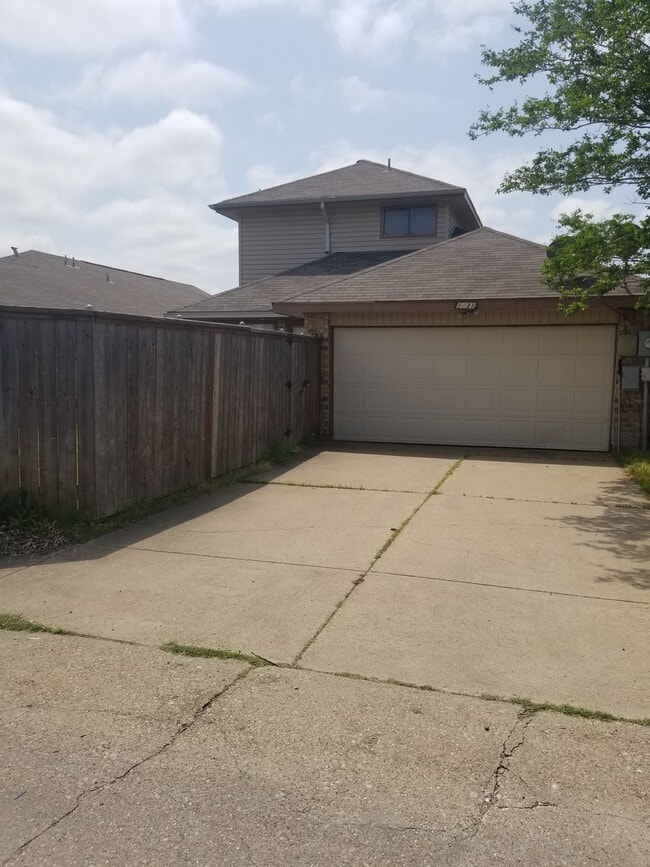 Photo - 1431 Windmill Ln