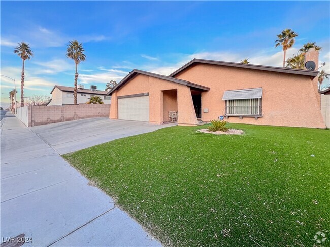 Building Photo - 3578 Red Rock St Rental