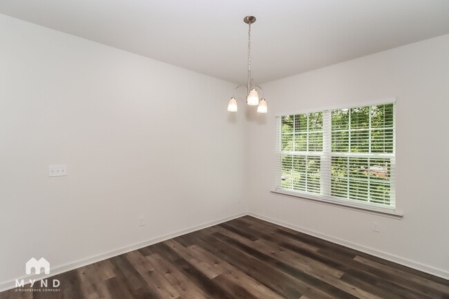 Photo - 2529 Oakdale Rd