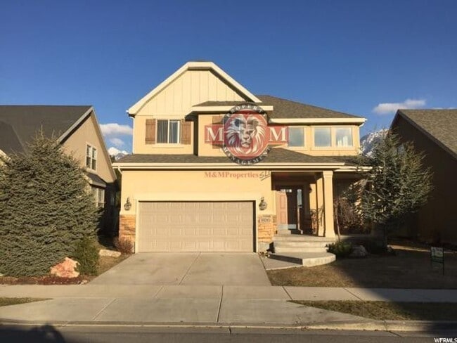 Beautiful 4 Bd 2.5 Bath Home in Sandy - Beautiful 4 Bd 2.5 Bath Home in Sandy