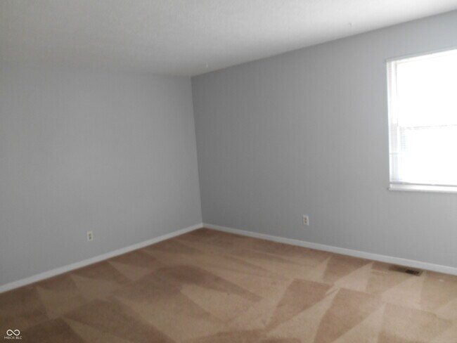 Photo - 5625 Lakeland Dr