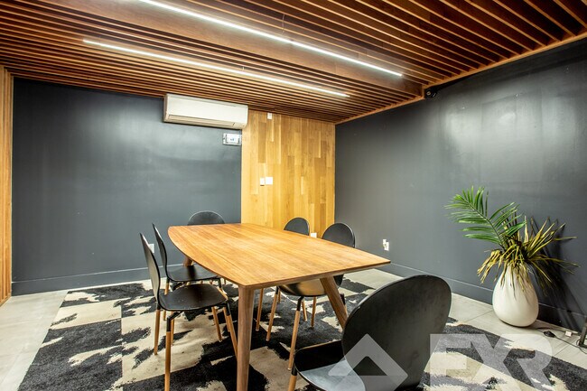 Photo - 620 Parkside Ave Unit 7A