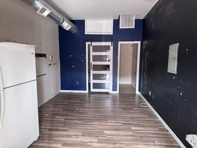 Building Photo - 624 Washington St Unit 8