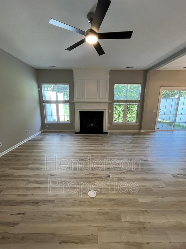 Photo - 9032 Bishop Crest Ln