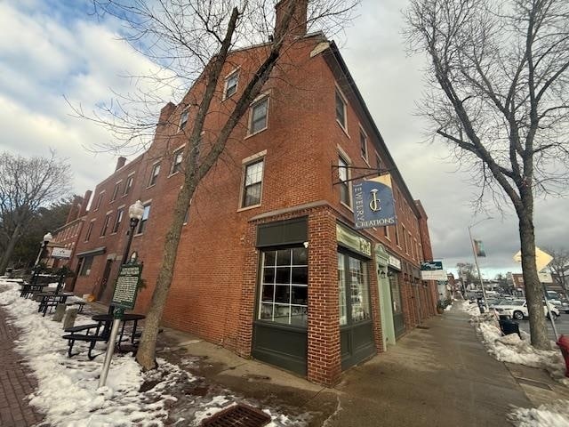 Building Photo - 388-392 Central Ave Unit 4