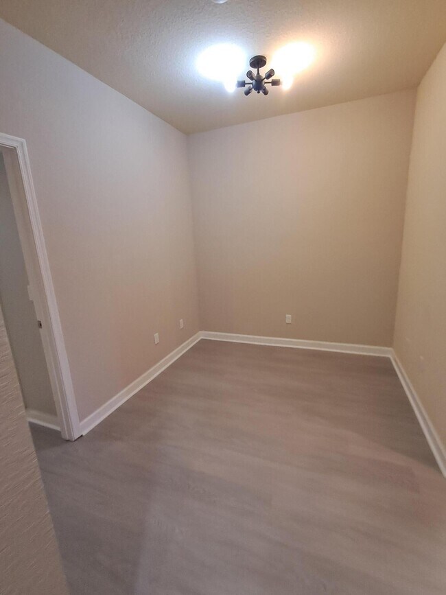 Photo - 10312 Wellington Parc Dr