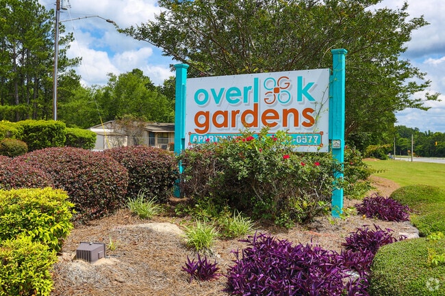 Overlook Gardens Apartments