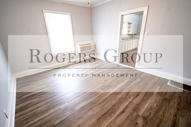 Photo - 433 Alexander Ave