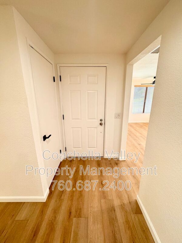 41595 Navarre Ct