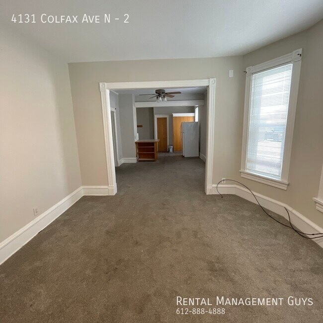 Photo - Nice 2 Bedroom! Laundry included, Off stre... Unit 2