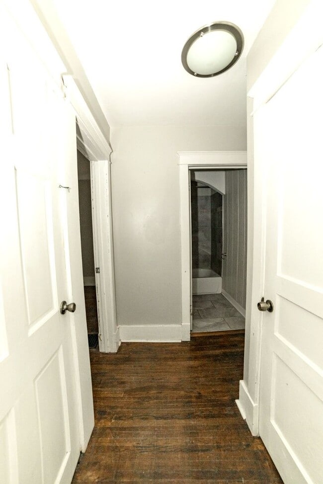 Photo - 2413 Emmett Ave Unit A