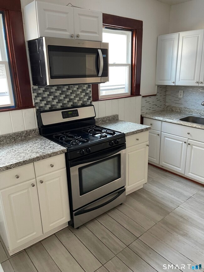 Photo - 191 Parrott Ave Unidad 1