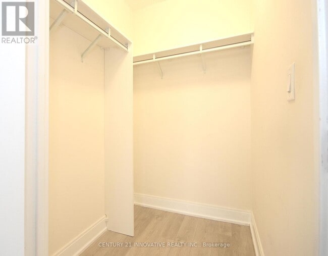 Photo - 135 Village Green Square Unité 3024