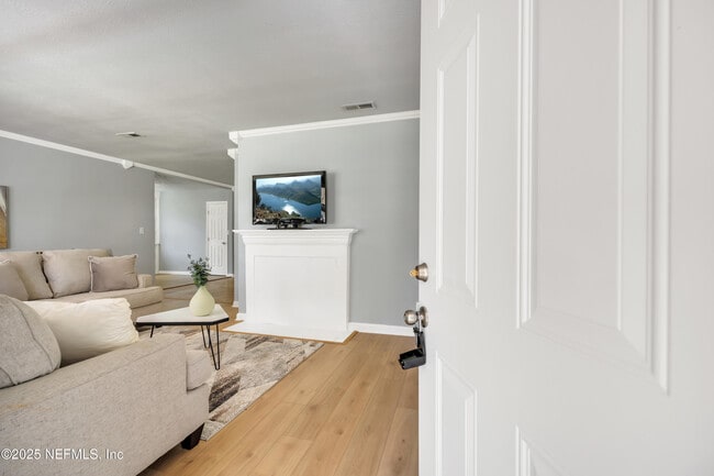 Photo - 1232 Hamilton St