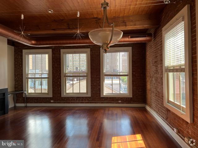 Building Photo - 105 S 18th St Unit 4D Rental