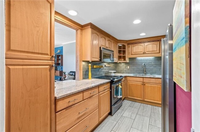 Photo - 130 26th St NW Unit 615