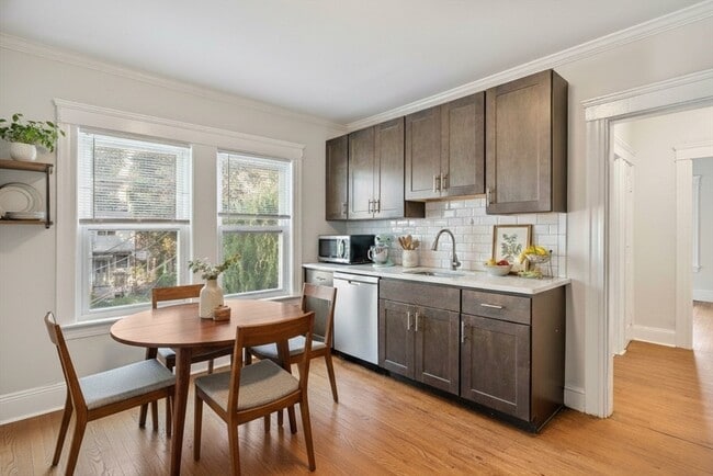 Photo - 193 Florence St Unit 1